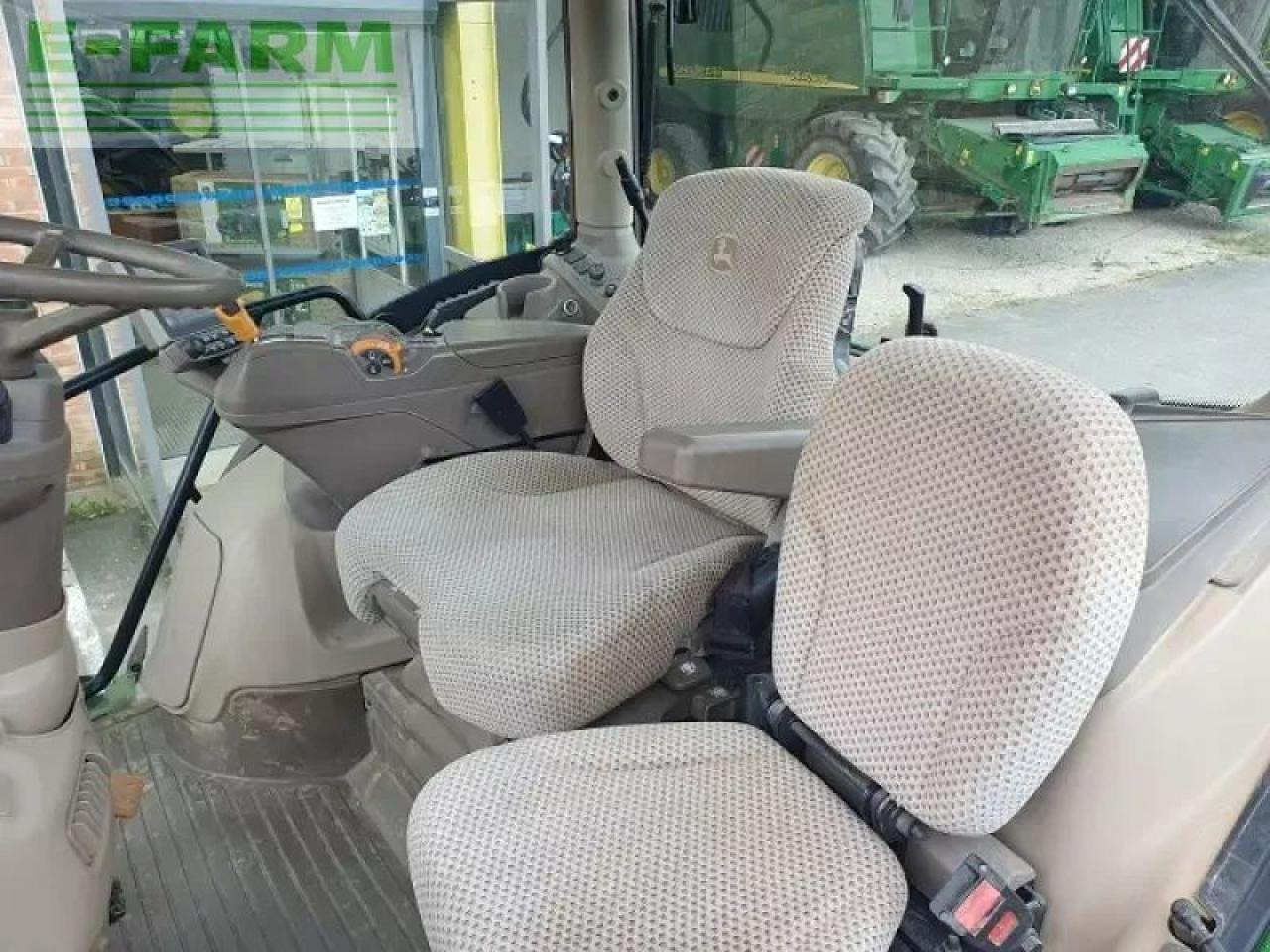 John Deere 6215r - Трактор: фото 5 John Deere 6215r - Трактор: фото 5