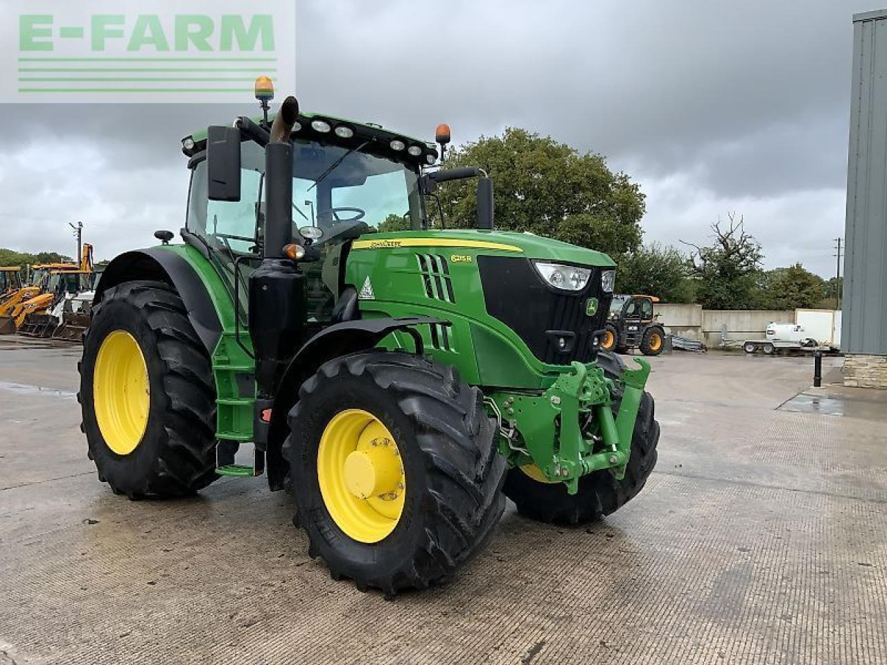 John Deere 6215r tractor (st23985) - Трактор: фото 2 John Deere 6215r tractor (st23985) - Трактор: фото 2
