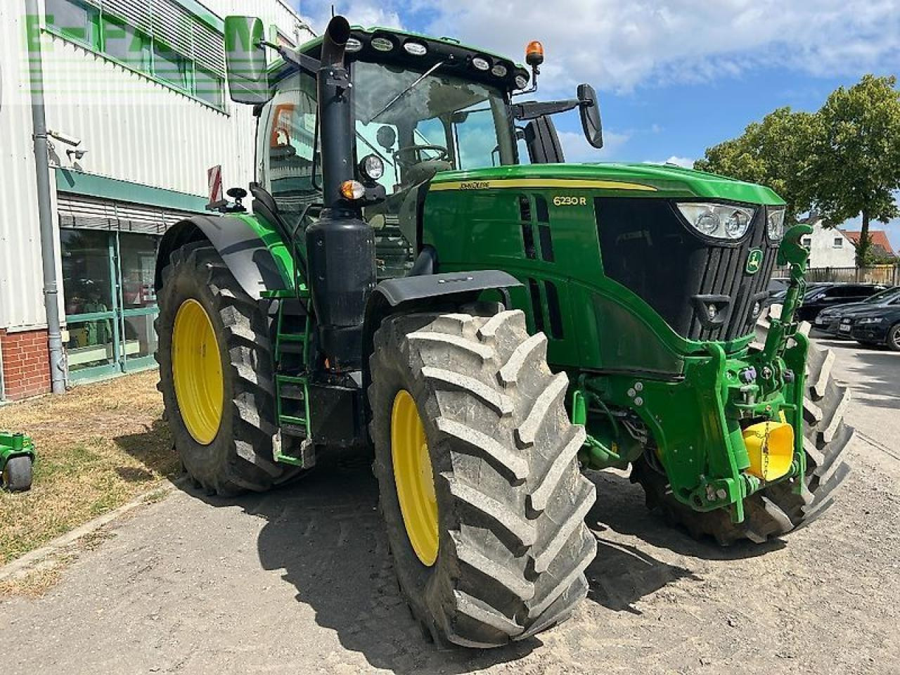John Deere 6230r - Трактор: фото 3 John Deere 6230r - Трактор: фото 3