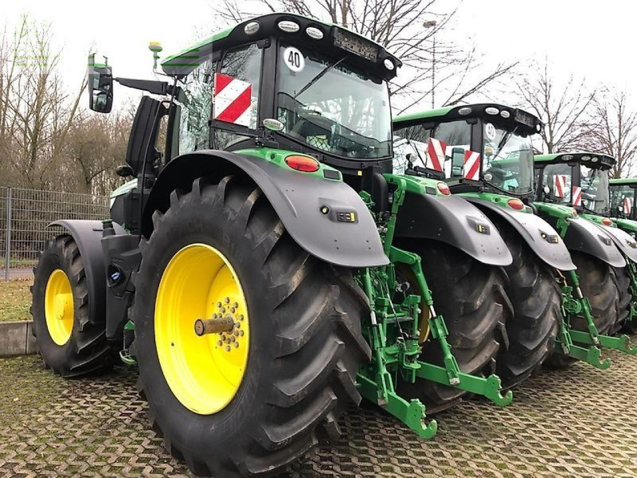 John Deere 6250r mit fkh/ fzw/ ap-40km/h - Трактор: фото 5 John Deere 6250r mit fkh/ fzw/ ap-40km/h - Трактор: фото 5