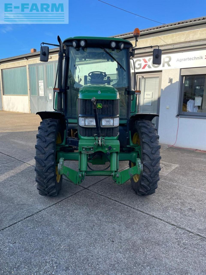 John Deere 6320 premium - Трактор: фото 2 John Deere 6320 premium - Трактор: фото 2