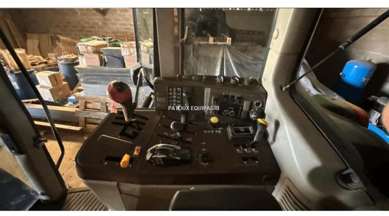 John Deere 6520 - Трактор: фото 5 John Deere 6520 - Трактор: фото 5