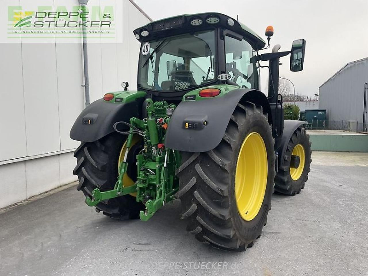 John Deere 6r 185 - Трактор: фото 2 John Deere 6r 185 - Трактор: фото 2