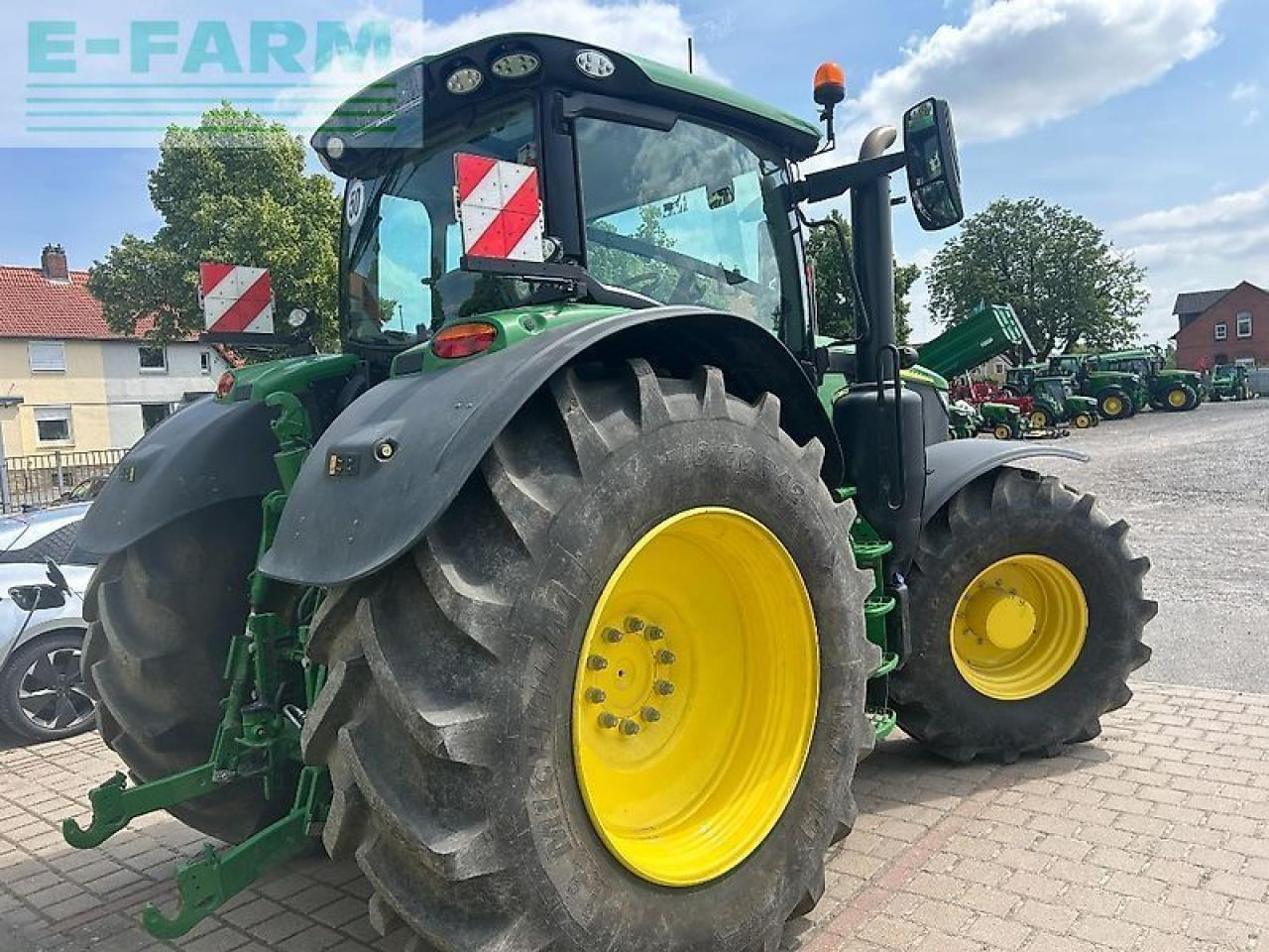 John Deere 6r 195 - Трактор: фото 4 John Deere 6r 195 - Трактор: фото 4