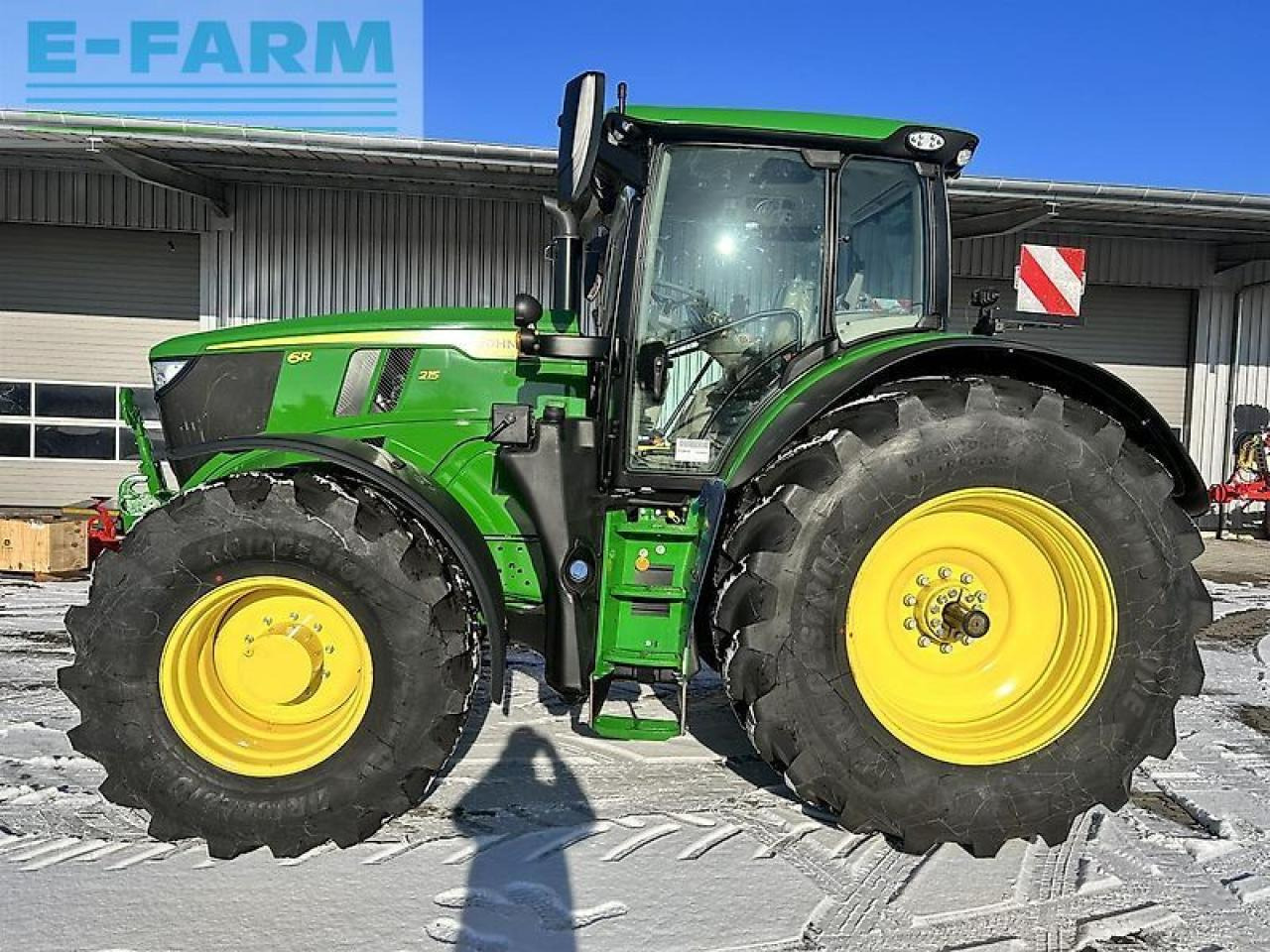 John Deere 6r 215 50km/h junger hirsch - Трактор: фото 1 John Deere 6r 215 50km/h junger hirsch - Трактор: фото 1