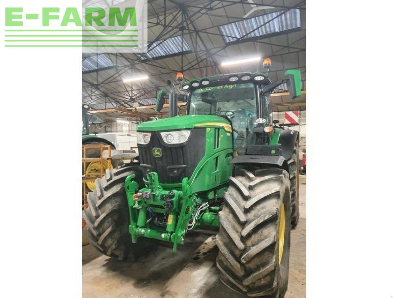 John Deere 6r 215 - Трактор: фото 2 John Deere 6r 215 - Трактор: фото 2