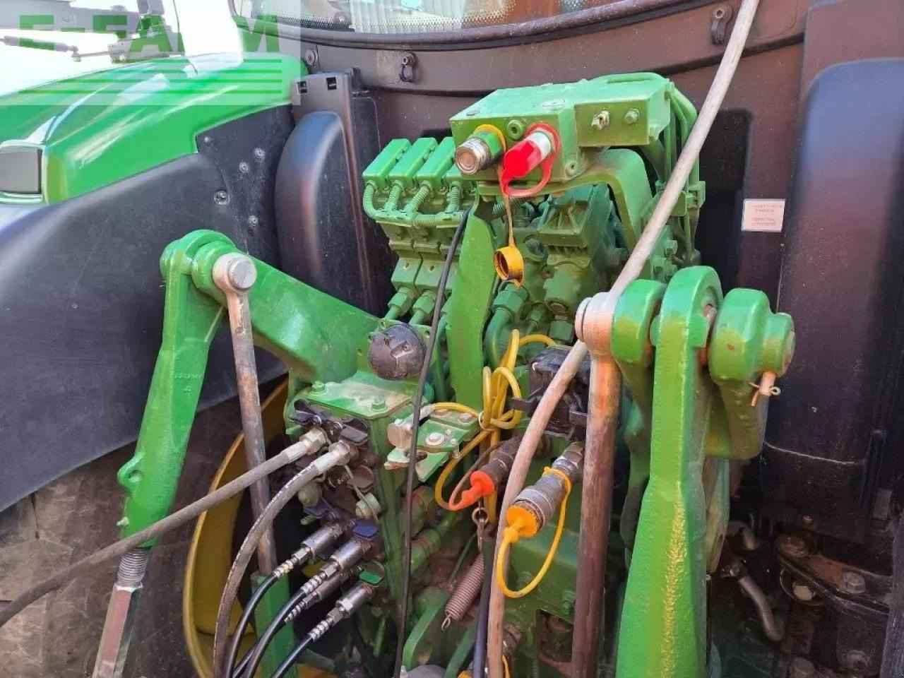 John Deere 6r155 - Трактор: фото 2 John Deere 6r155 - Трактор: фото 2