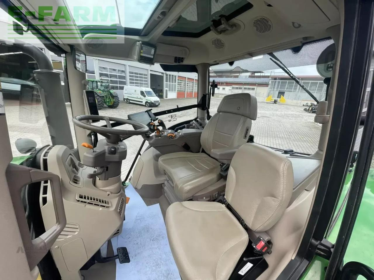 Трактор John Deere 6r185: фото 13