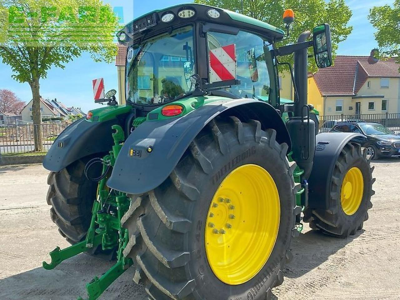 John Deere 6r215 - Трактор: фото 3 John Deere 6r215 - Трактор: фото 3