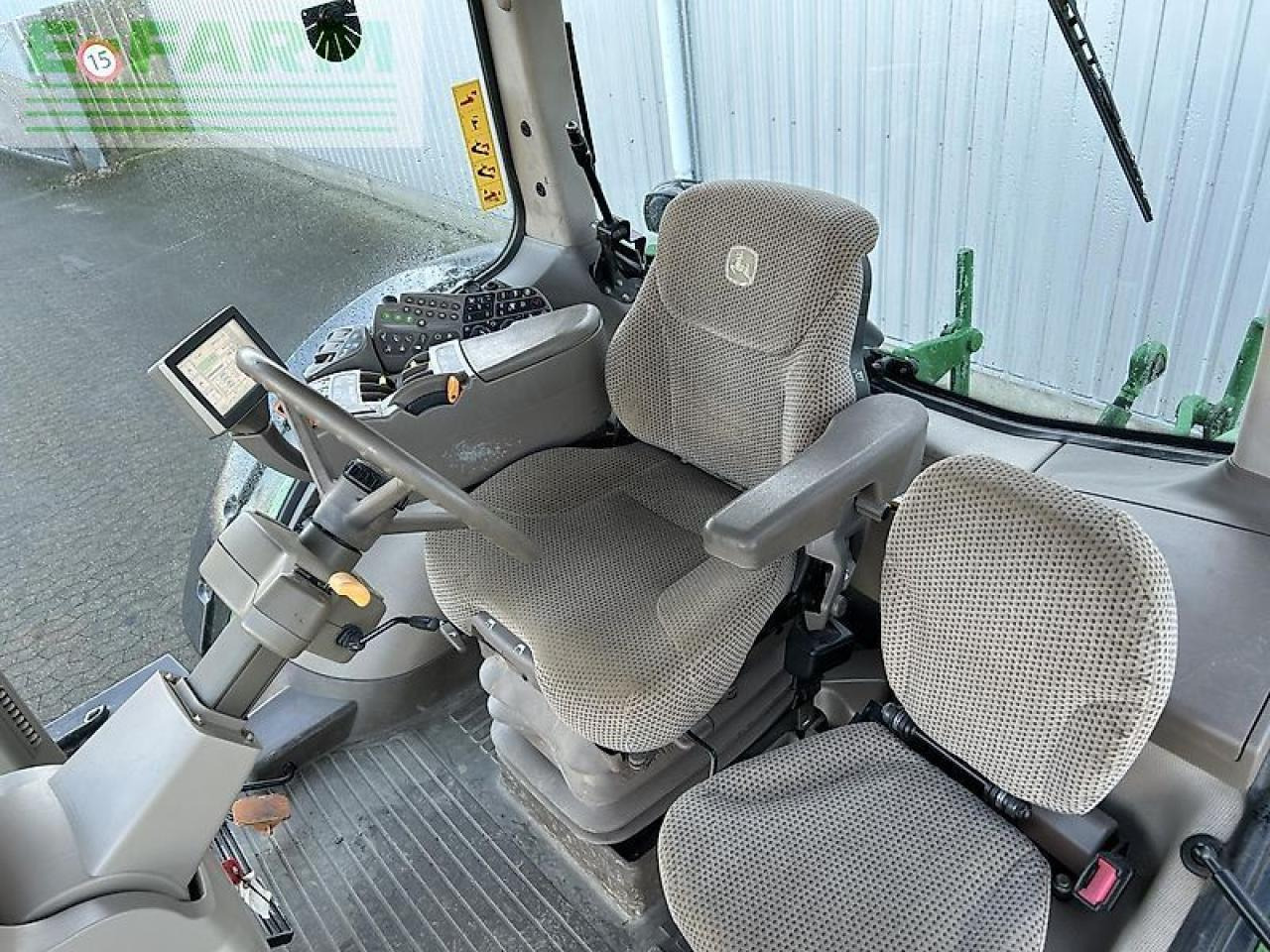 Трактор John Deere 7280r: фото 15
