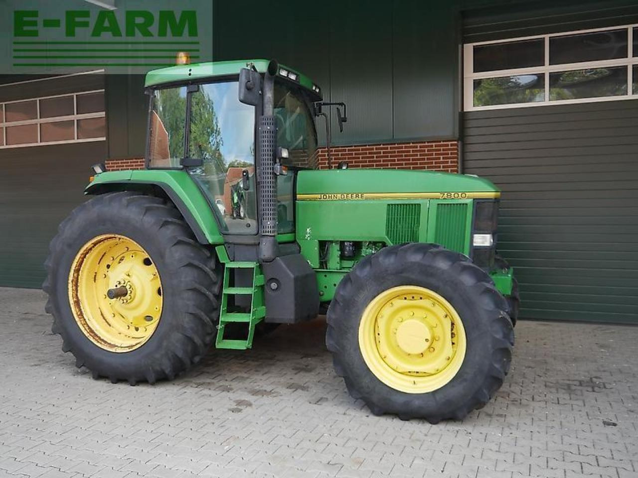 John Deere 7800 - Трактор: фото 1 John Deere 7800 - Трактор: фото 1