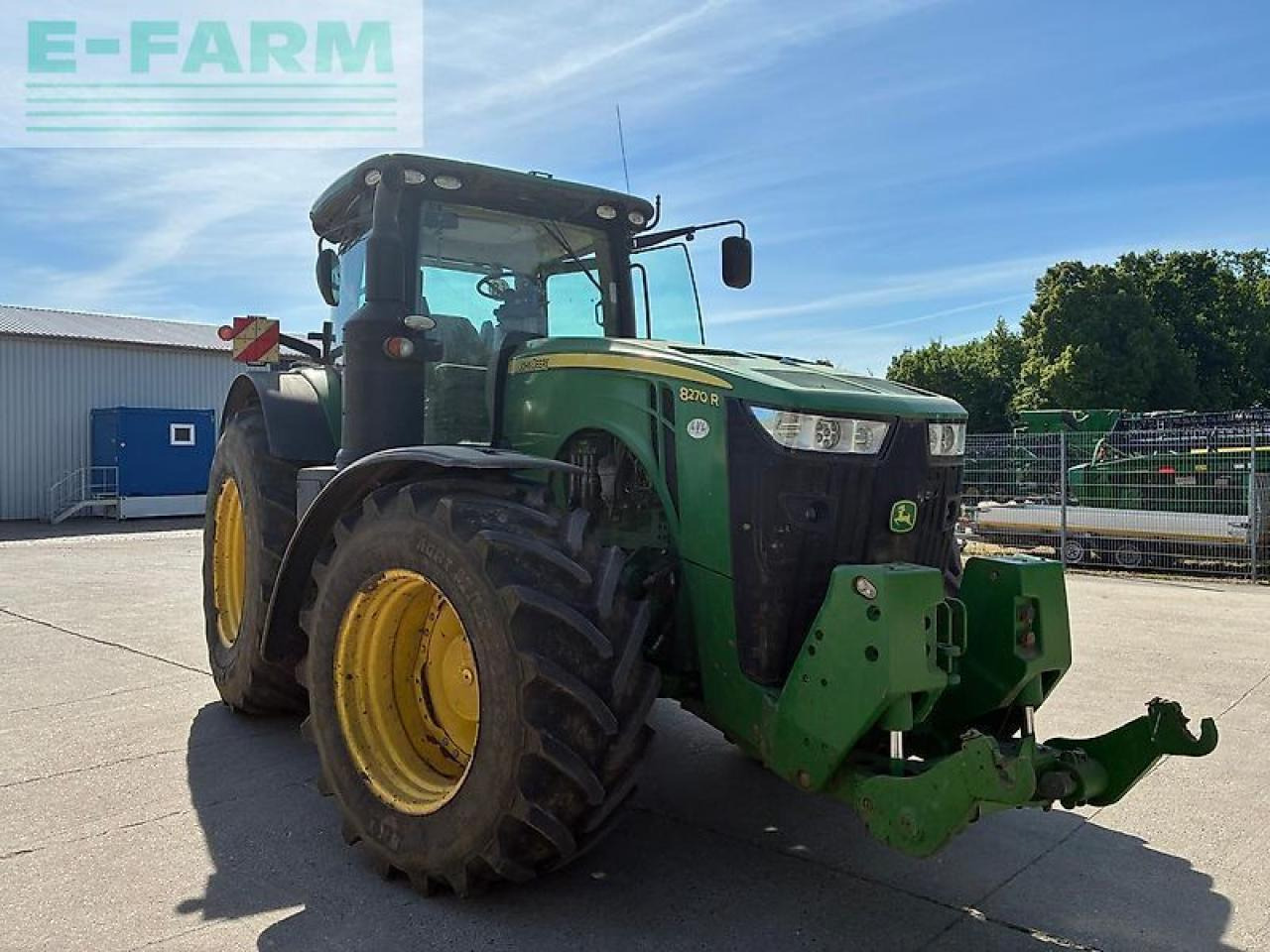 John Deere 8270r *e23* - Трактор: фото 2 John Deere 8270r *e23* - Трактор: фото 2