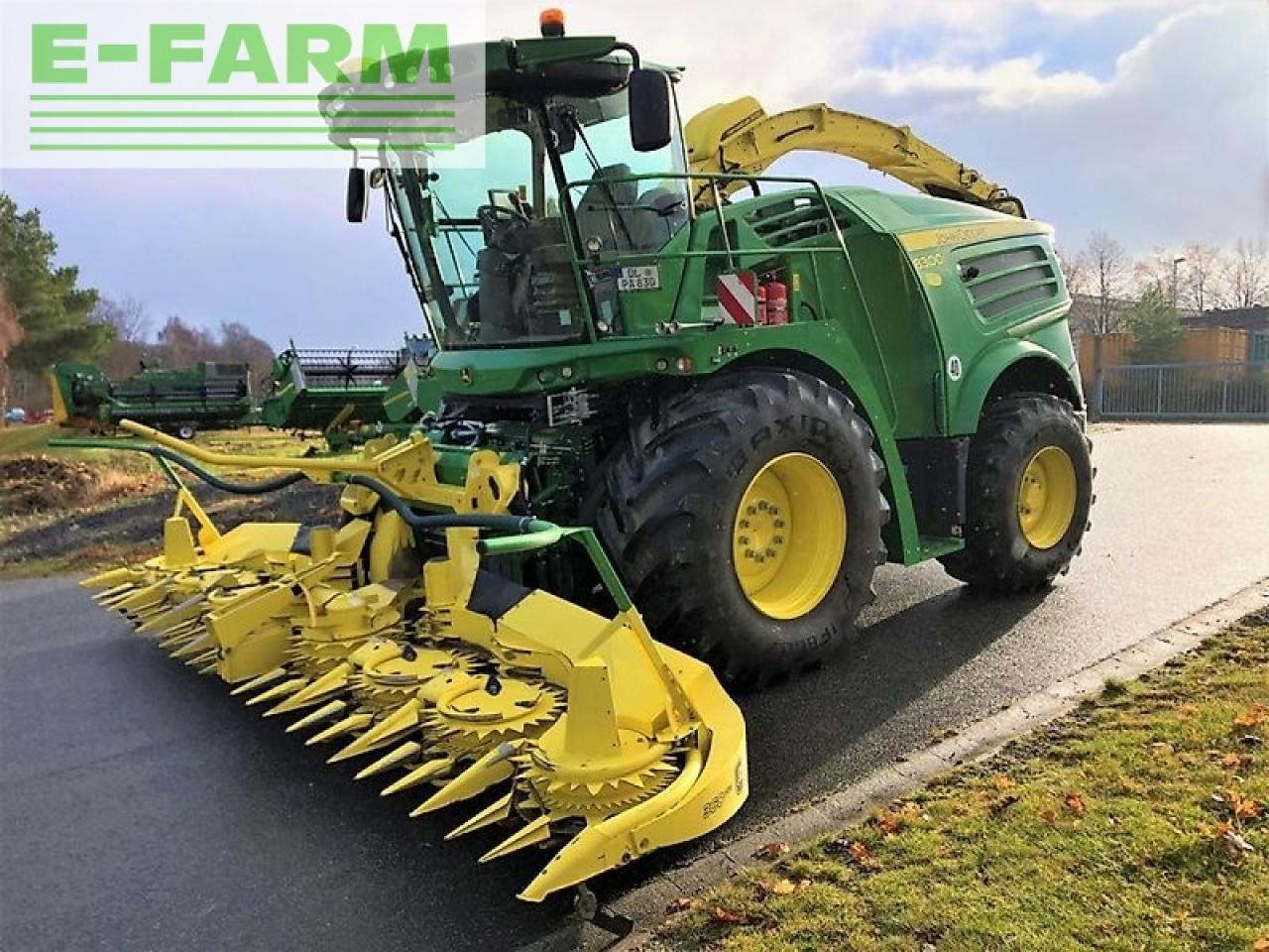 John Deere 8300i mit kemper 360plus & pu 639 - Кормозбиральний комбайн: фото 1 John Deere 8300i mit kemper 360plus & pu 639 - Кормозбиральний комбайн: фото 1