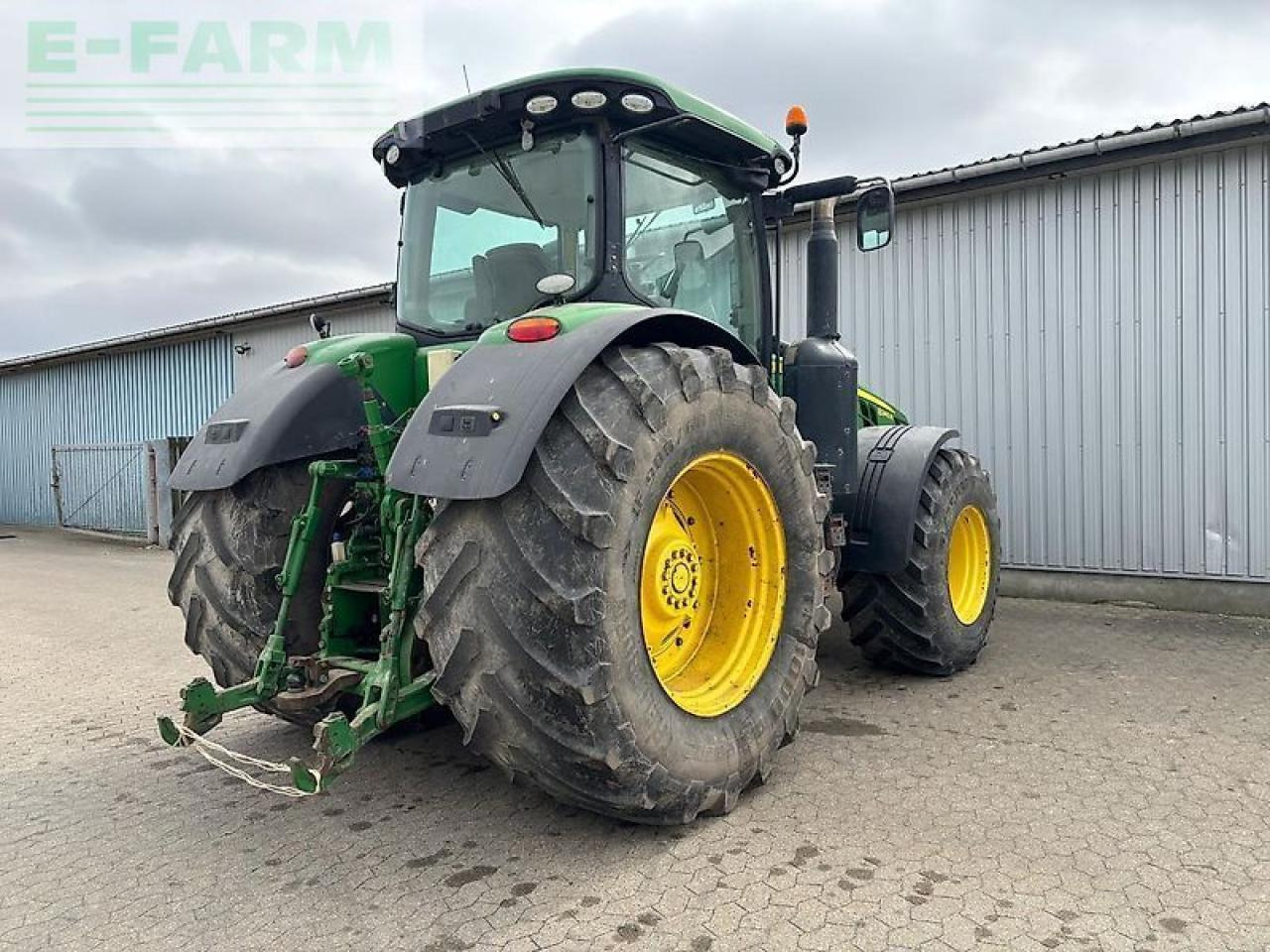 Трактор John Deere 8345r: фото 12