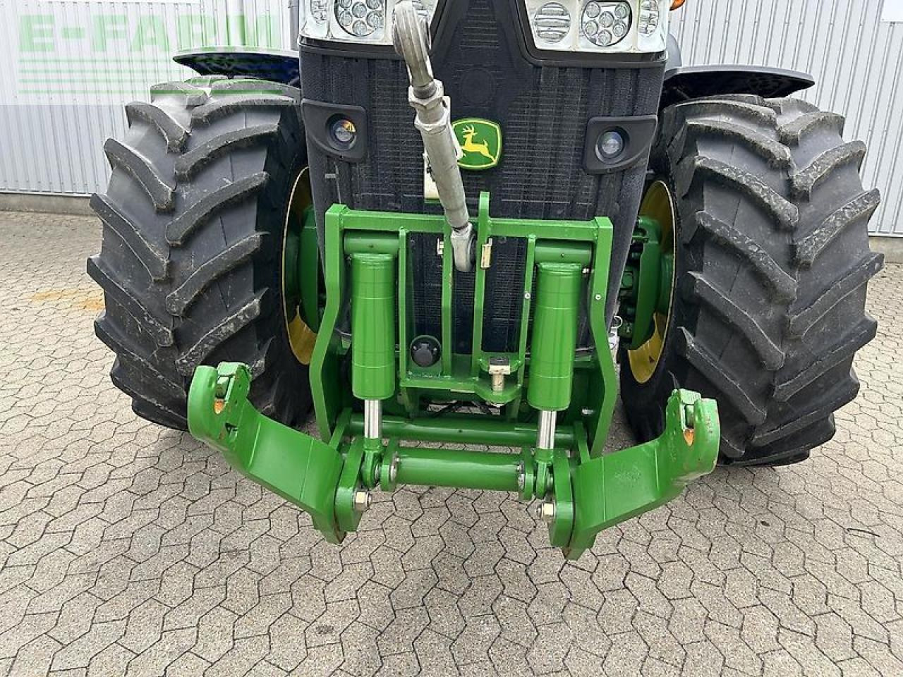 John Deere 8370r - Трактор: фото 5 John Deere 8370r - Трактор: фото 5