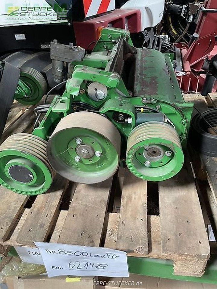 John Deere 8500i mit kemper 475 - Кормозбиральний комбайн: фото 2 John Deere 8500i mit kemper 475 - Кормозбиральний комбайн: фото 2