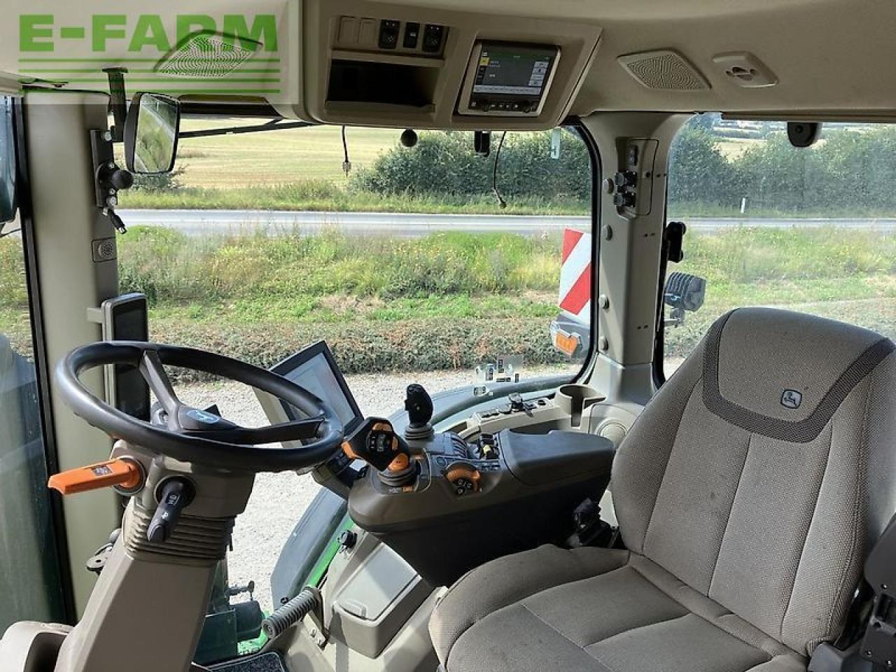 John Deere 8r 340 autopower - Трактор: фото 3 John Deere 8r 340 autopower - Трактор: фото 3