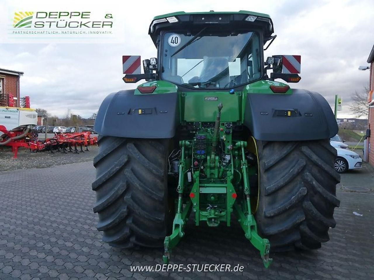 John Deere 8r 410 - Трактор: фото 5 John Deere 8r 410 - Трактор: фото 5