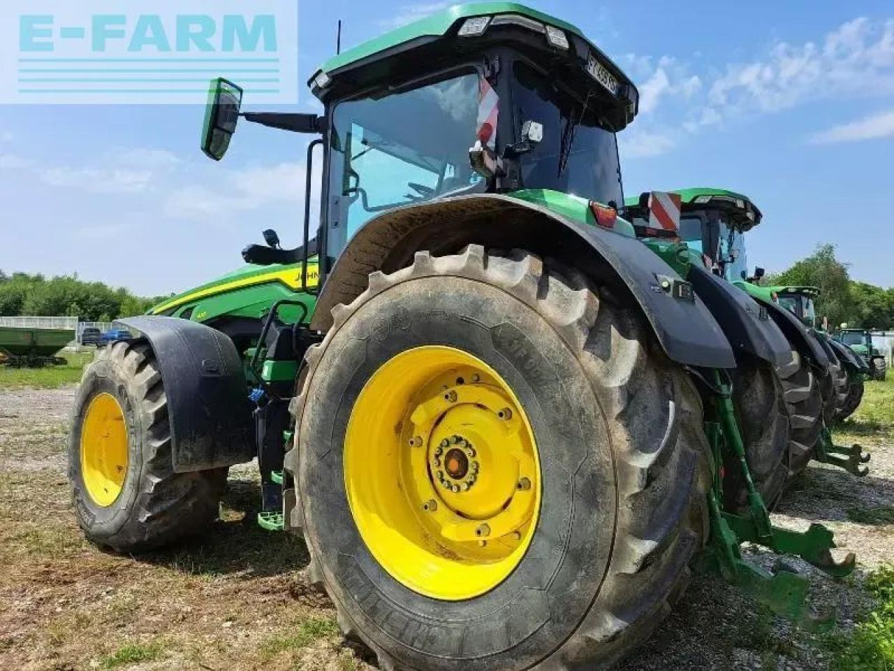 John Deere 8r 410 - Трактор: фото 3 John Deere 8r 410 - Трактор: фото 3