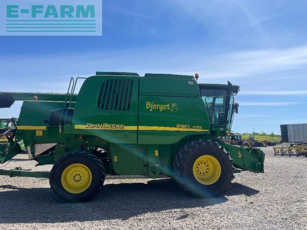 John Deere 9780 i cts - Зернозбиральний комбайн: фото 1 John Deere 9780 i cts - Зернозбиральний комбайн: фото 1