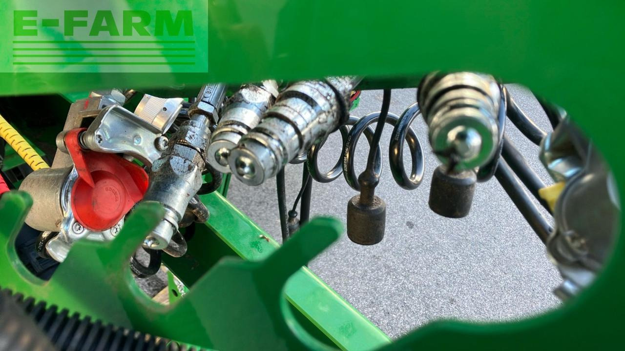 Прес-підбирач тюковий John Deere F441R HC 25: фото 9 Прес-підбирач тюковий John Deere F441R HC 25: фото 9
