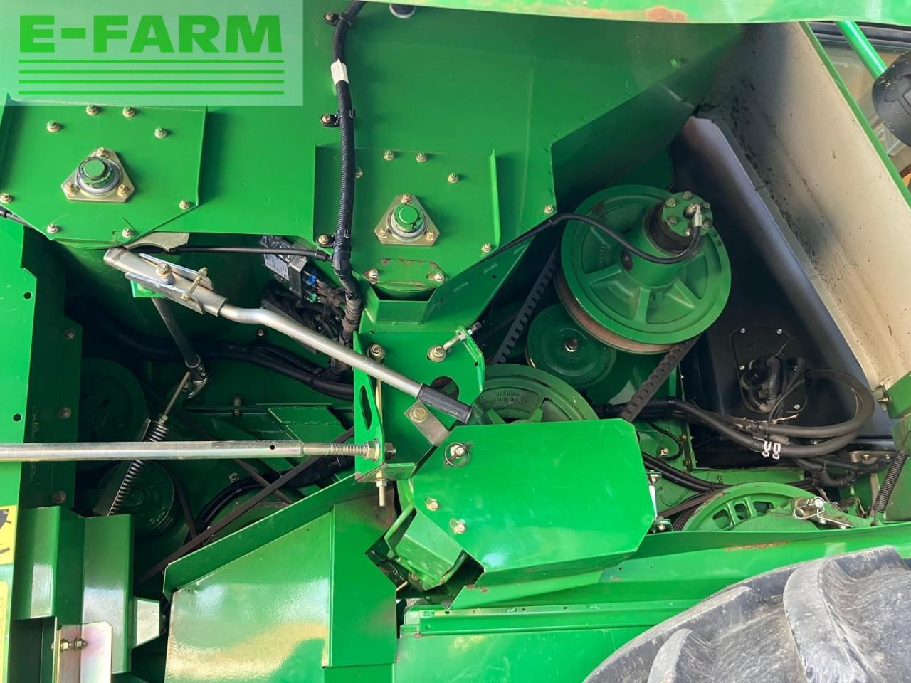 Зернозбиральний комбайн John Deere T560HM: фото 38 Зернозбиральний комбайн John Deere T560HM: фото 38