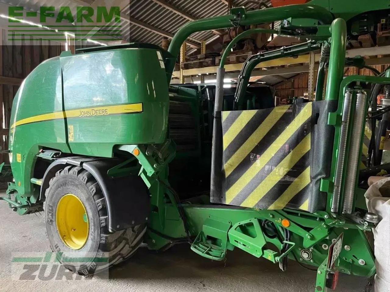 John Deere c441r mit mantelfolienbindung - Прес-підбирач тюковий: фото 3 John Deere c441r mit mantelfolienbindung - Прес-підбирач тюковий: фото 3