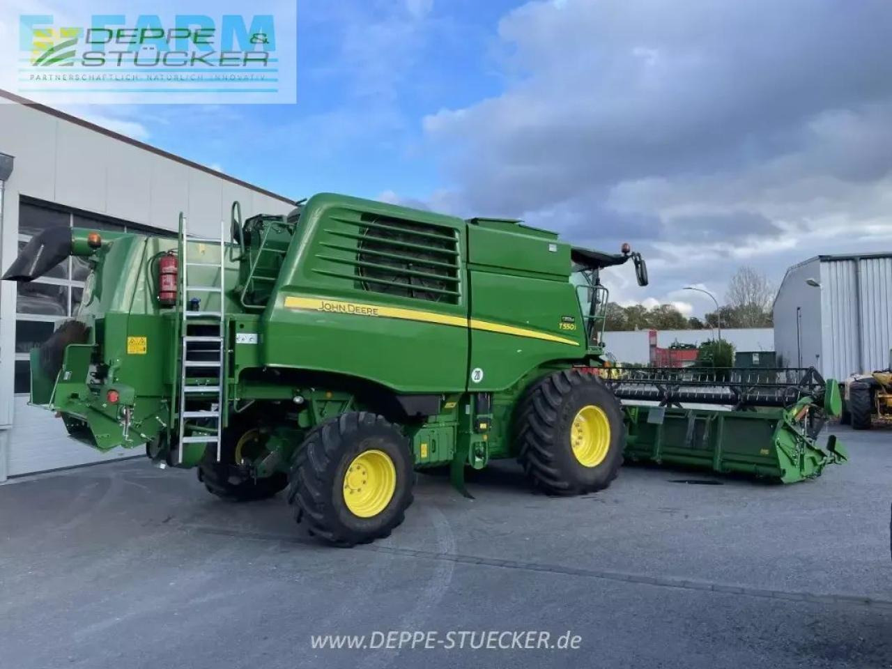 John Deere t550 mit 622r - Зернозбиральний комбайн: фото 2 John Deere t550 mit 622r - Зернозбиральний комбайн: фото 2