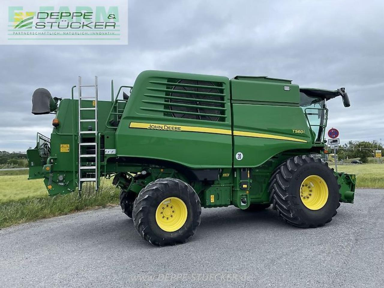 John Deere t560 mit 722pf - Зернозбиральний комбайн: фото 3 John Deere t560 mit 722pf - Зернозбиральний комбайн: фото 3