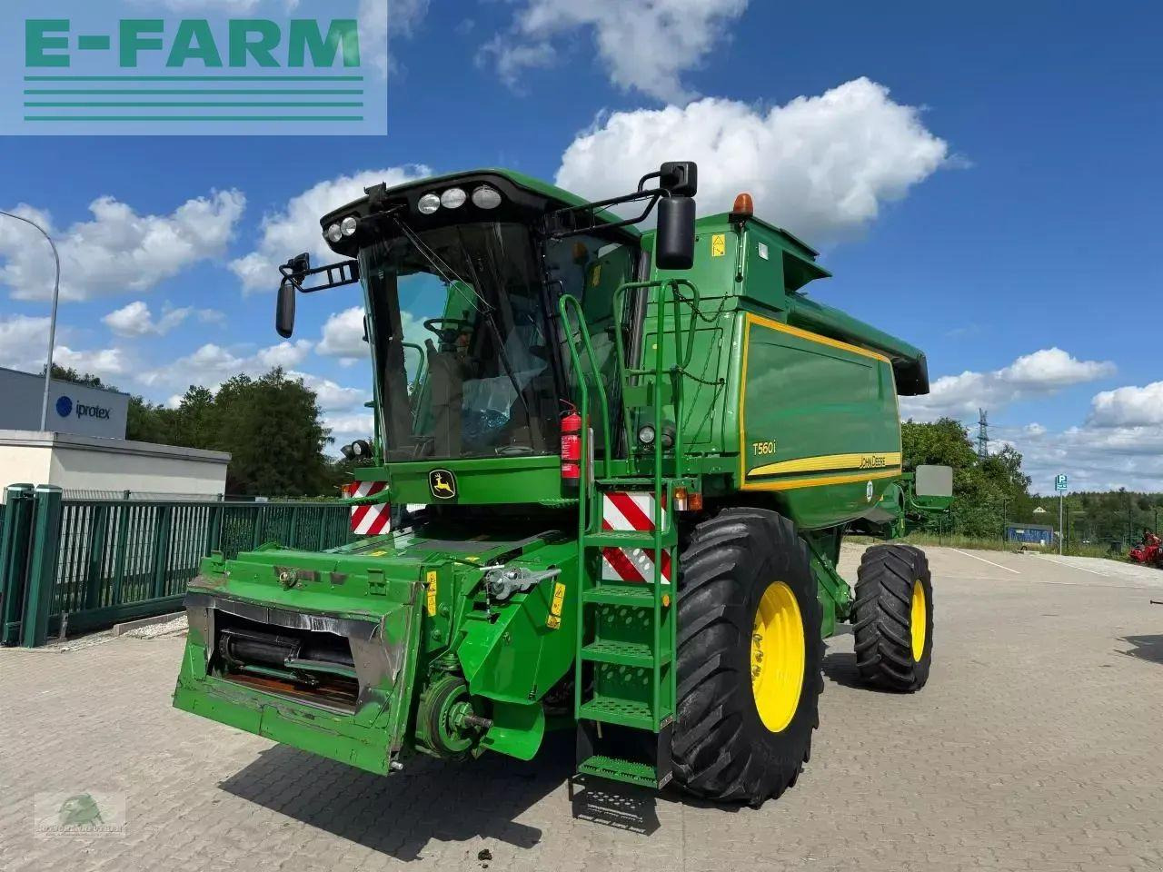 John Deere t560i hm - Зернозбиральний комбайн: фото 2 John Deere t560i hm - Зернозбиральний комбайн: фото 2