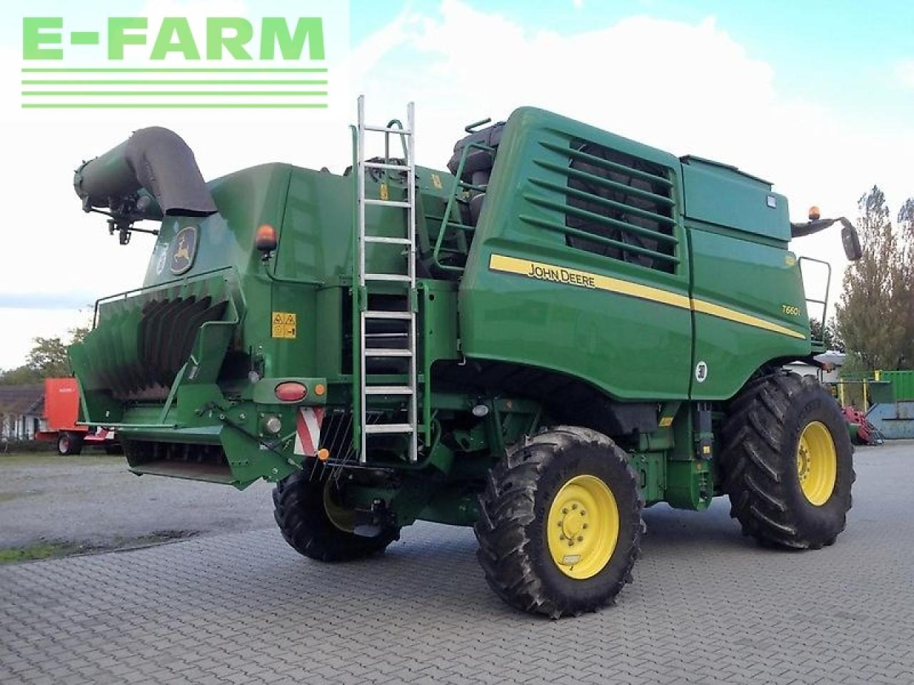 John Deere t660 mit 630x schneidwerk - Зернозбиральний комбайн: фото 3 John Deere t660 mit 630x schneidwerk - Зернозбиральний комбайн: фото 3