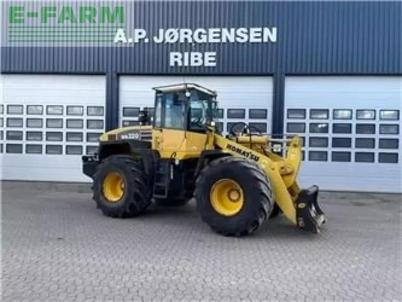 Komatsu wa320-5 - Міні-екскаватор: фото 1 Komatsu wa320-5 - Міні-екскаватор: фото 1