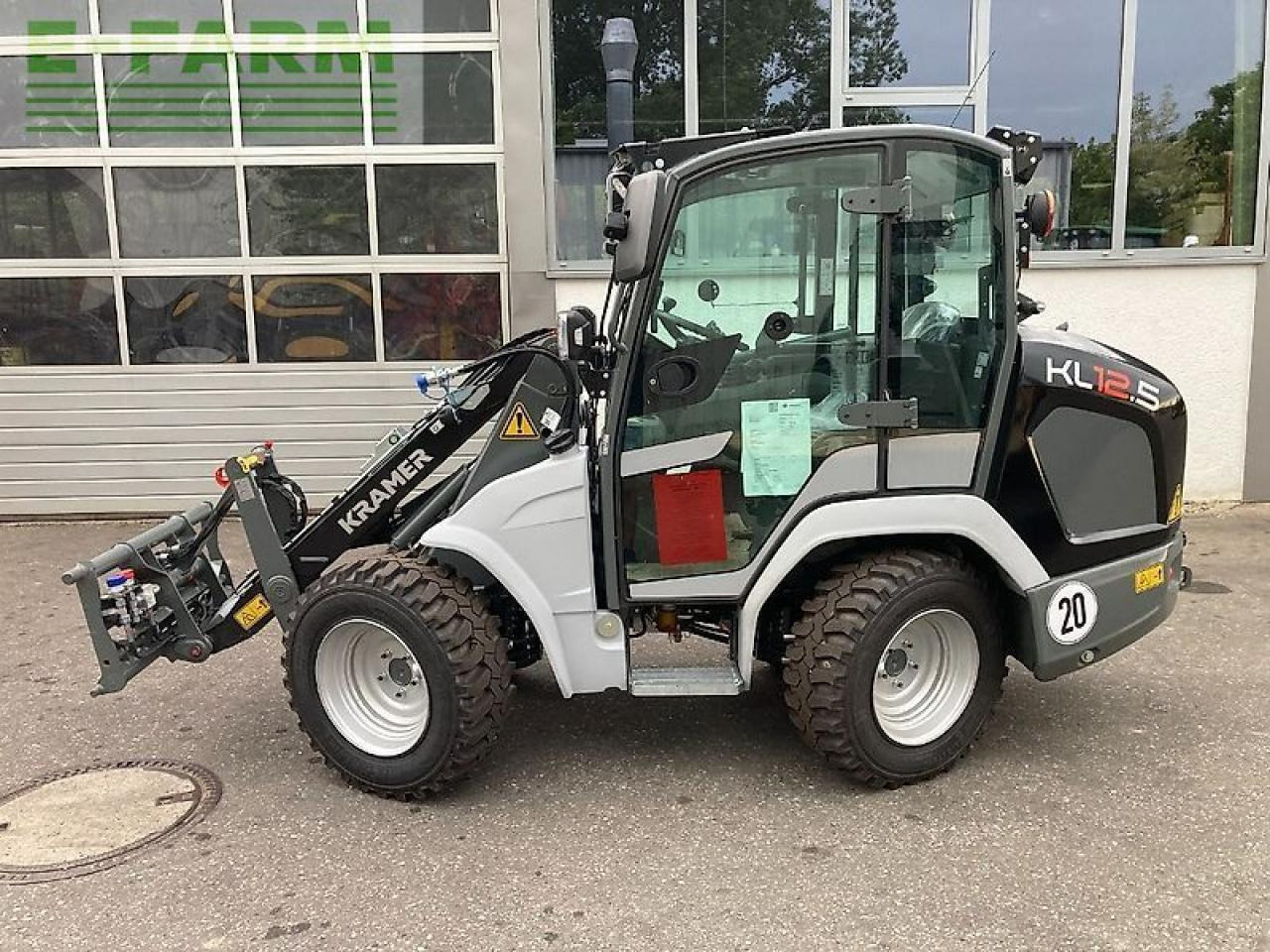 Kramer kl12.5 - Міні-екскаватор: фото 1 Kramer kl12.5 - Міні-екскаватор: фото 1