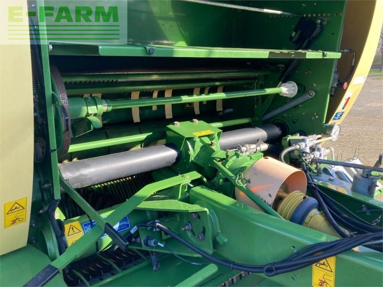 Прес-підбирач тюковий Krone comprima cv 150 xc: фото 13