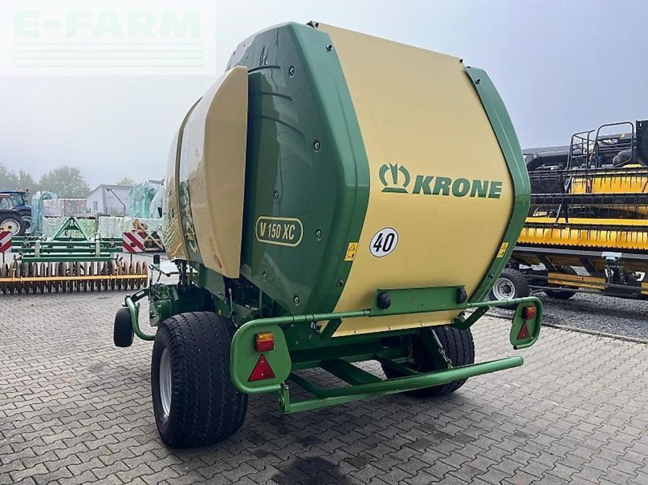 Krone comprima v 150 xc xtreme - Прес-підбирач тюковий: фото 4 Krone comprima v 150 xc xtreme - Прес-підбирач тюковий: фото 4