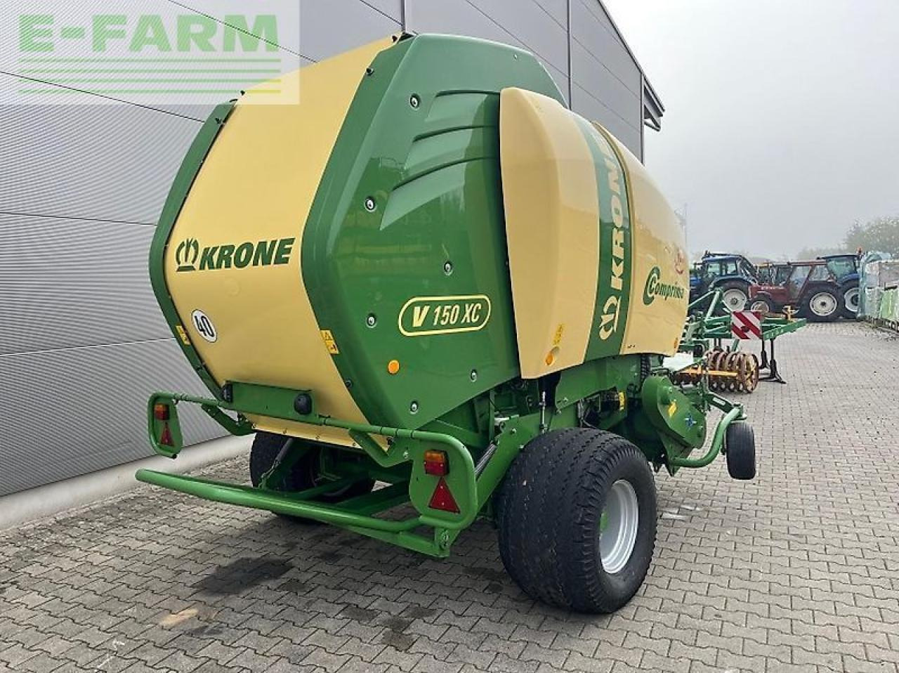 Krone comprima v 150 xc xtreme - Прес-підбирач тюковий: фото 3 Krone comprima v 150 xc xtreme - Прес-підбирач тюковий: фото 3