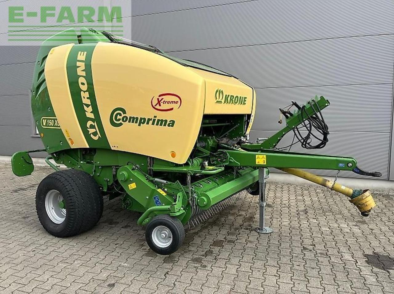 Krone comprima v 150 xc xtreme - Прес-підбирач тюковий: фото 1 Krone comprima v 150 xc xtreme - Прес-підбирач тюковий: фото 1