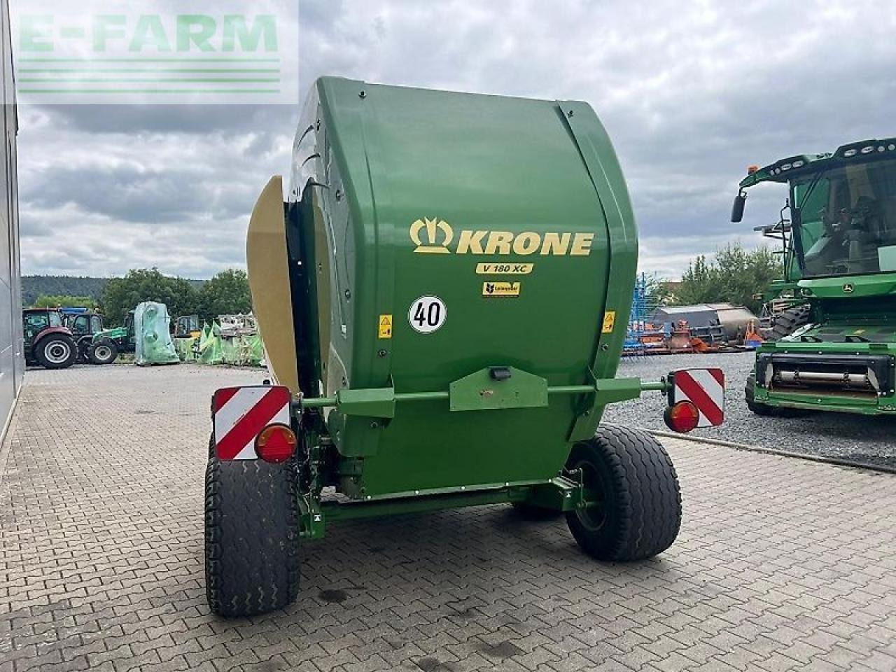 Krone comprima v 180 xc - Прес-підбирач тюковий: фото 4 Krone comprima v 180 xc - Прес-підбирач тюковий: фото 4