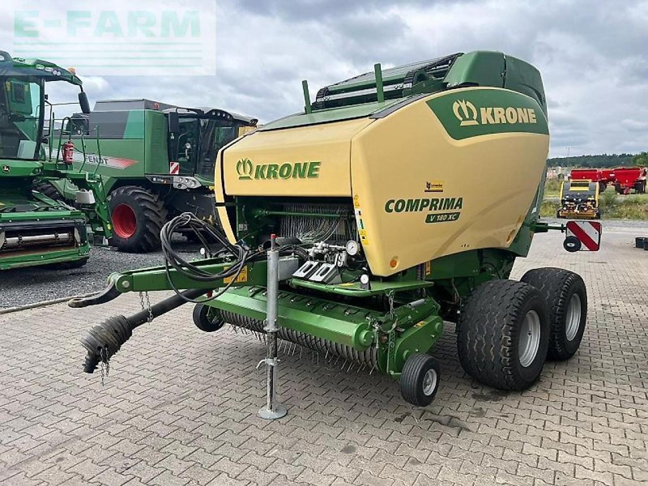 Krone comprima v 180 xc - Прес-підбирач тюковий: фото 2 Krone comprima v 180 xc - Прес-підбирач тюковий: фото 2