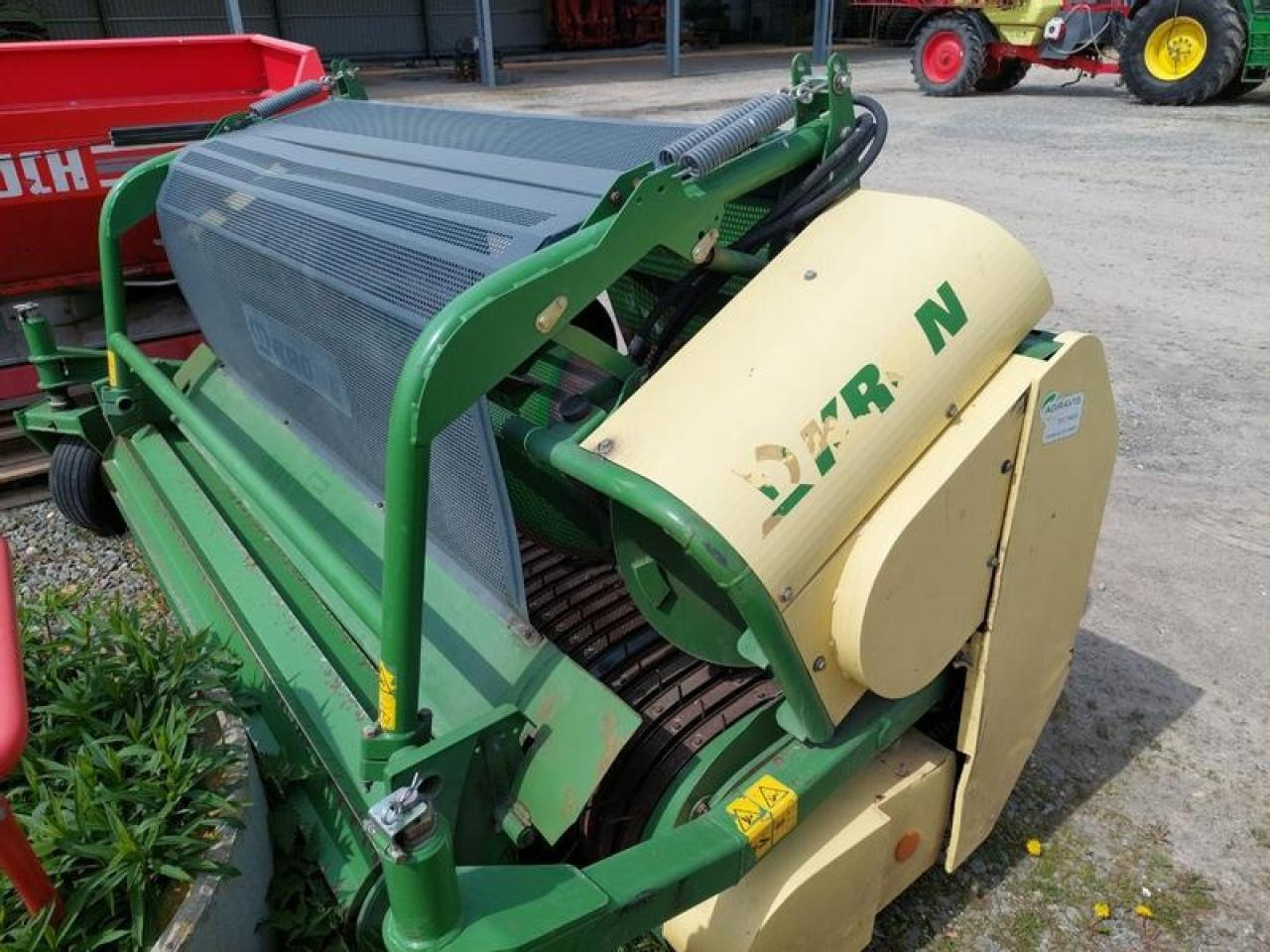 Krone easy flow 3001 - Обладнання для кормозбирального комбайну: фото 2 Krone easy flow 3001 - Обладнання для кормозбирального комбайну: фото 2