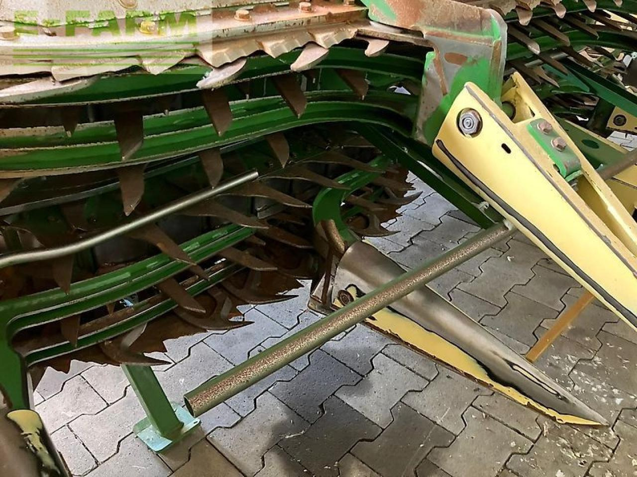 Krone easycollect 750-3 - Обладнання для кормозбирального комбайну: фото 4 Krone easycollect 750-3 - Обладнання для кормозбирального комбайну: фото 4