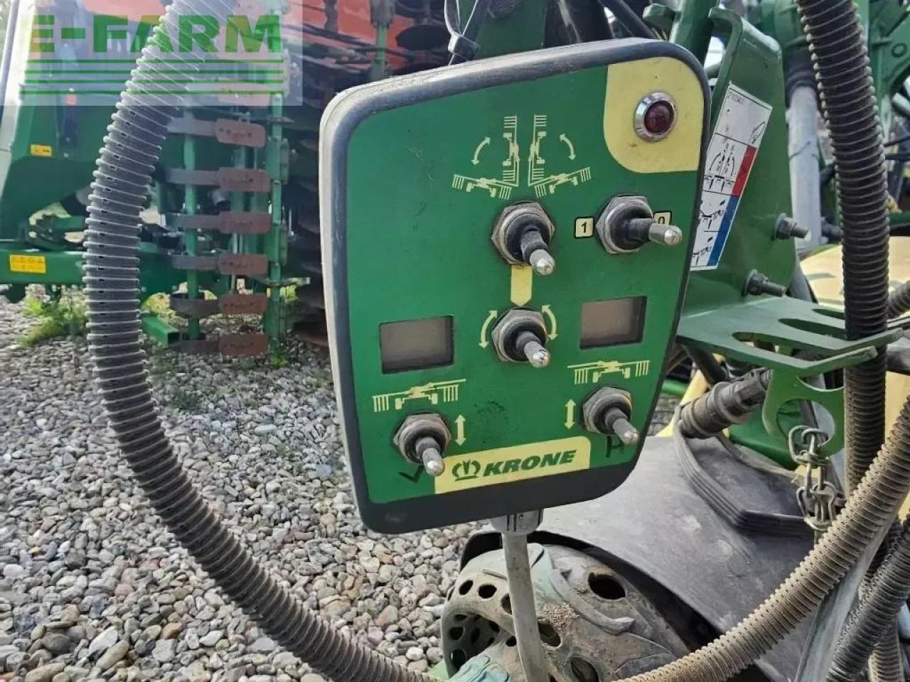 Krone swadro tc 880 plus - Сіноворушилка: фото 5 Krone swadro tc 880 plus - Сіноворушилка: фото 5
