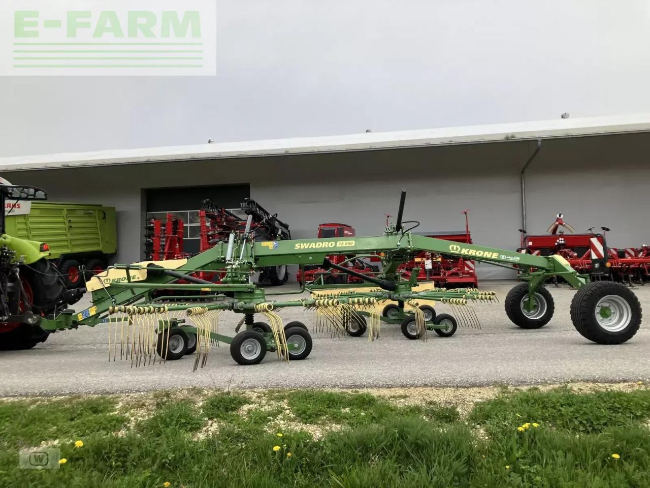 Krone swadro ts 680 - Сіноворушилка: фото 2 Krone swadro ts 680 - Сіноворушилка: фото 2