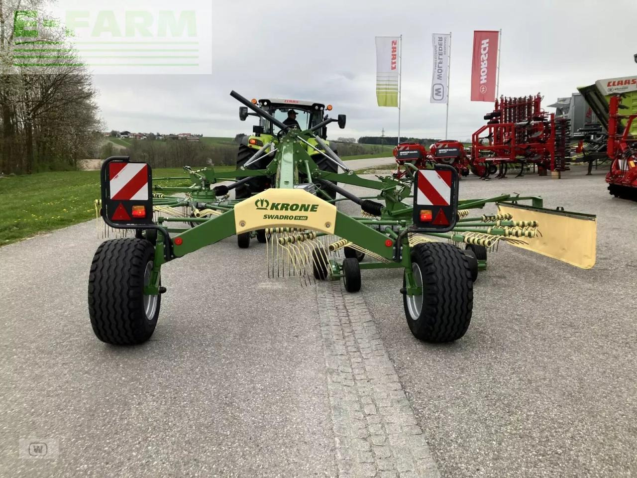 Krone swadro ts 680 - Сіноворушилка: фото 4 Krone swadro ts 680 - Сіноворушилка: фото 4
