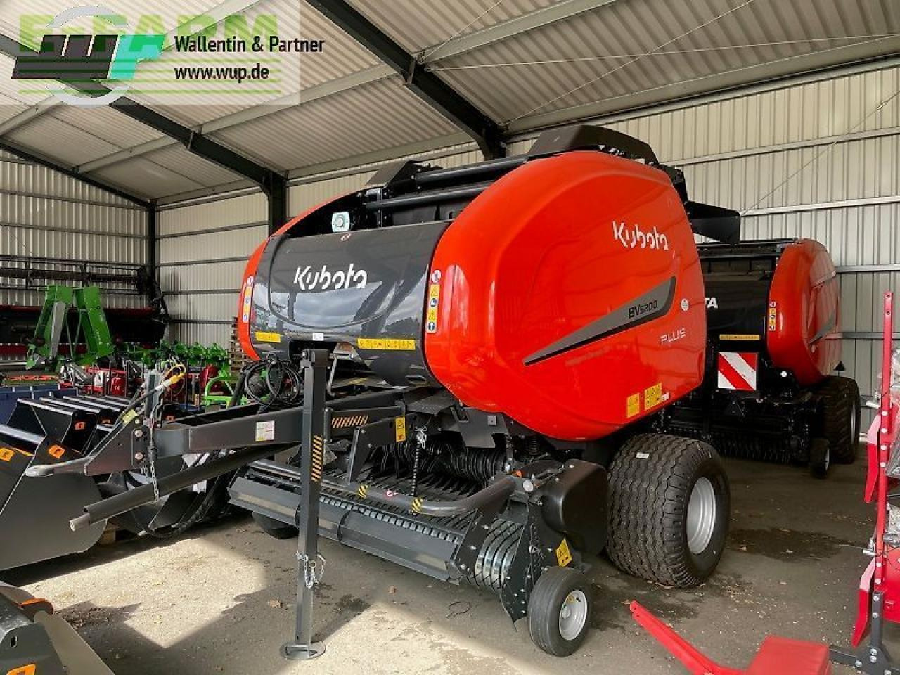 Kubota bv5200 sc14 plus - Прес-підбирач тюковий: фото 4 Kubota bv5200 sc14 plus - Прес-підбирач тюковий: фото 4