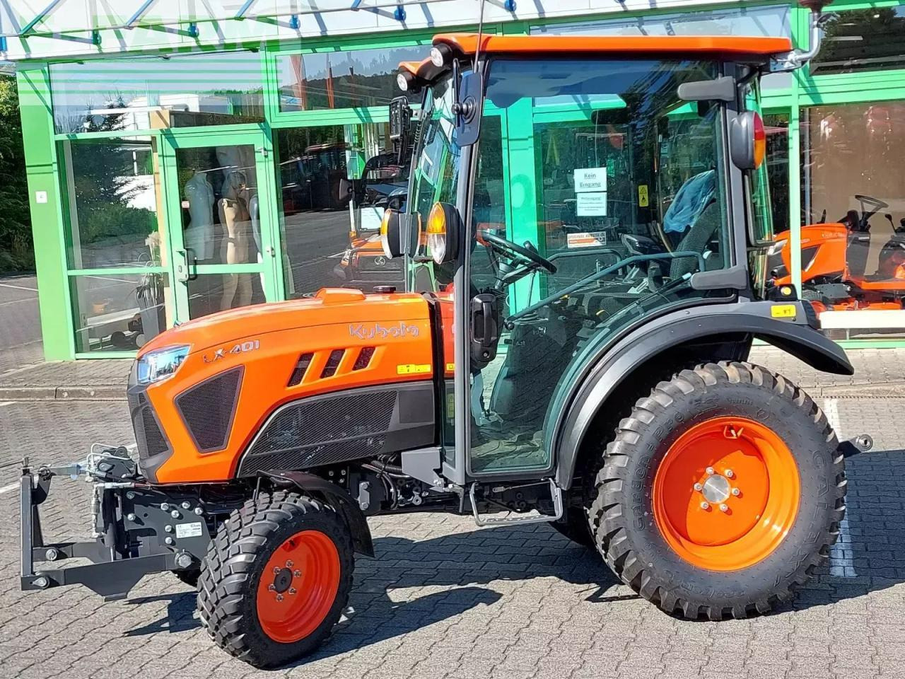 Kubota lx401 cab - Трактор: фото 3 Kubota lx401 cab - Трактор: фото 3