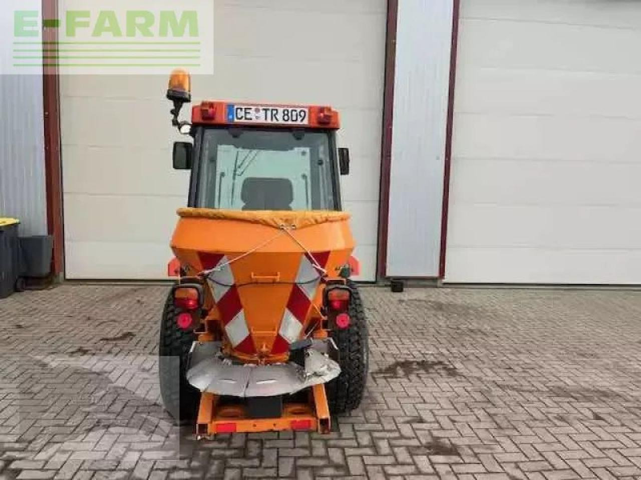 Kubota stv 32 - Трактор: фото 3 Kubota stv 32 - Трактор: фото 3