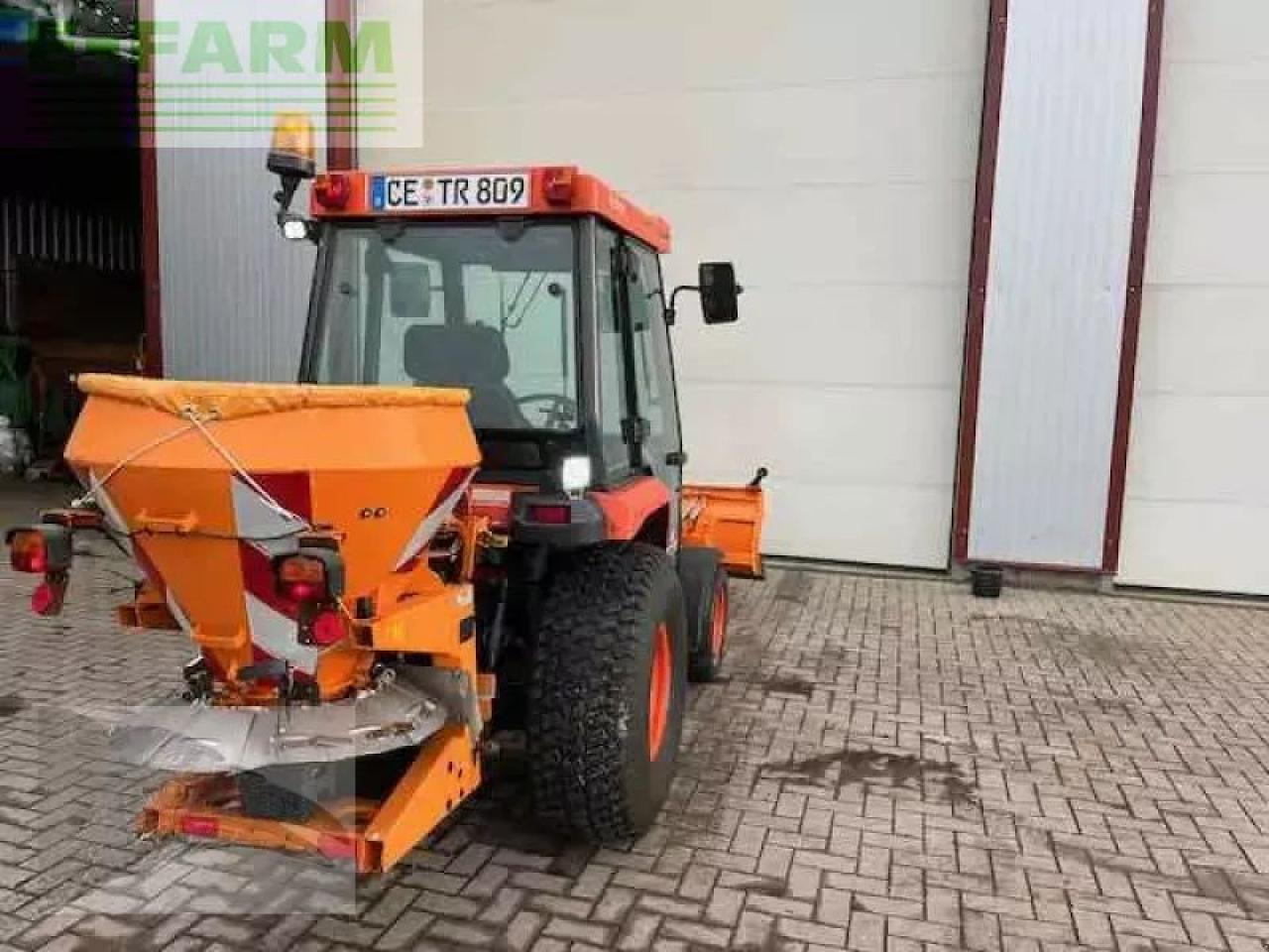 Kubota stv 32 - Трактор: фото 2 Kubota stv 32 - Трактор: фото 2
