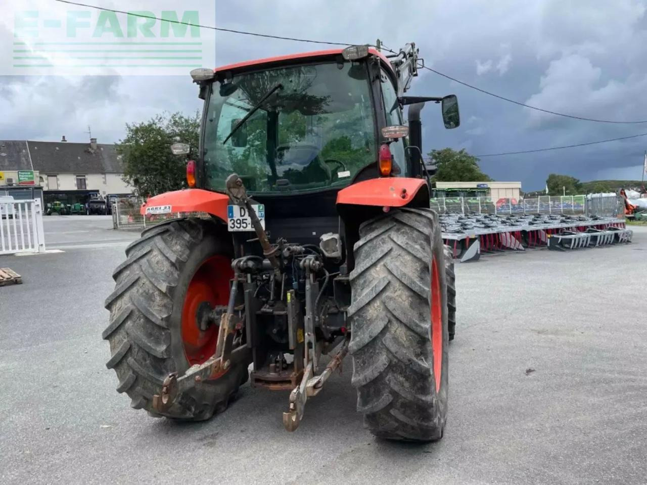 Kubota tracteur agricole m110gx kubota - Трактор: фото 3 Kubota tracteur agricole m110gx kubota - Трактор: фото 3