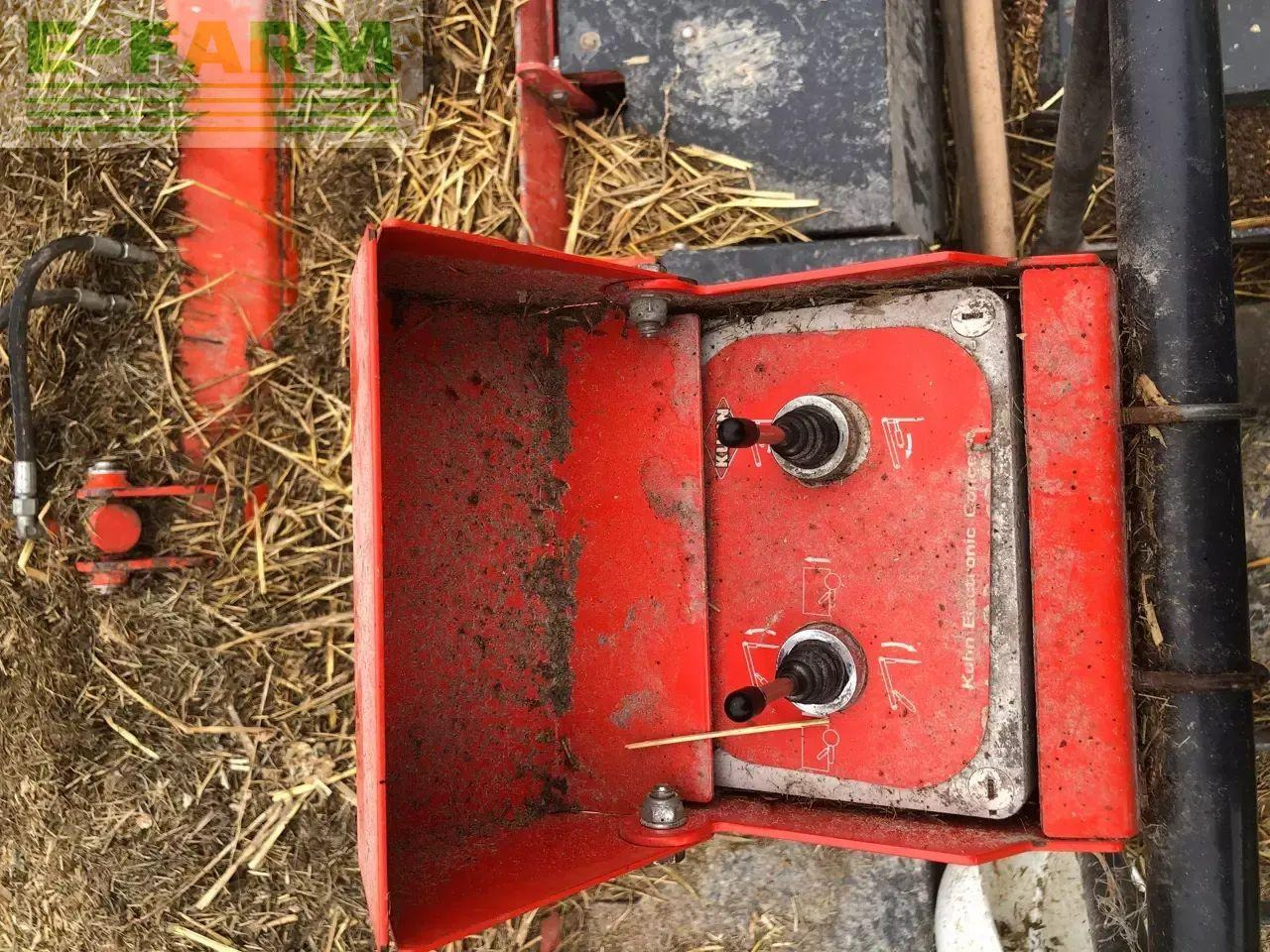 Kuhn altor 6070 - Техніка для силосу: фото 5 Kuhn altor 6070 - Техніка для силосу: фото 5